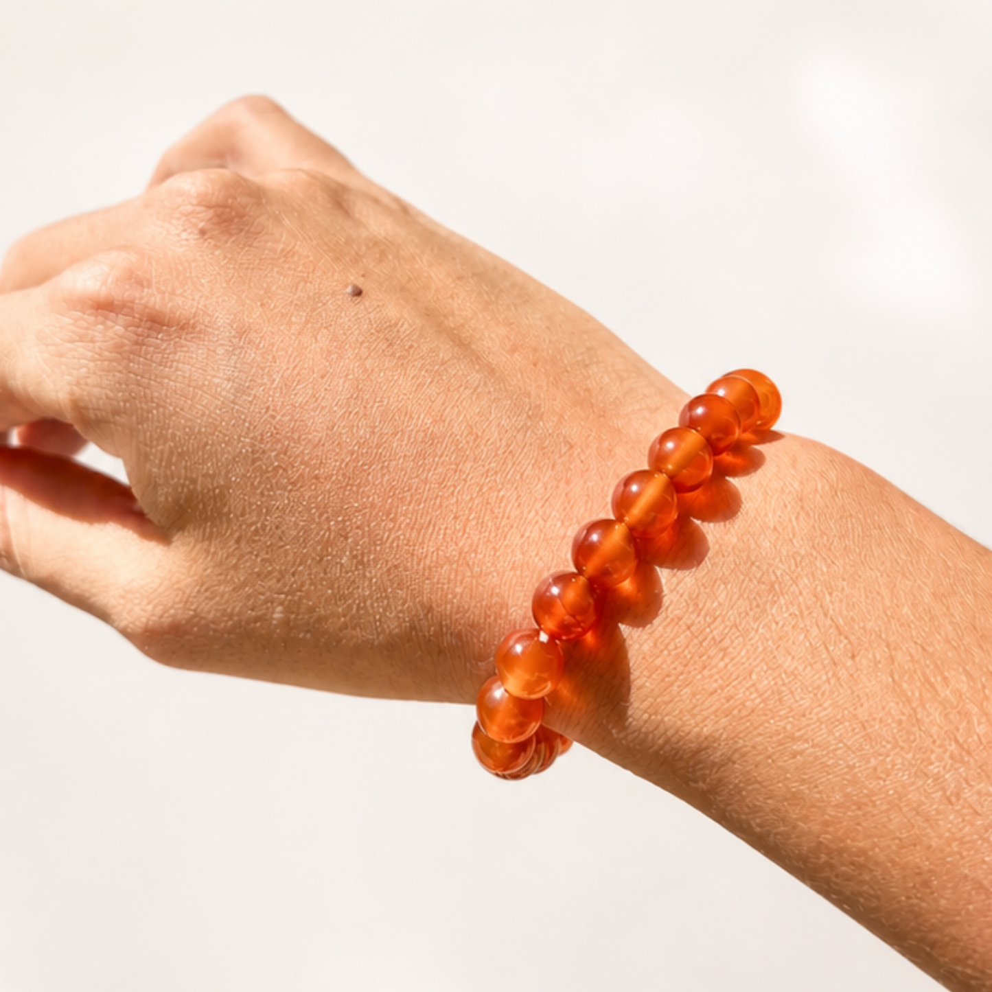 Bracelet en cornaline symbole d'émancipation