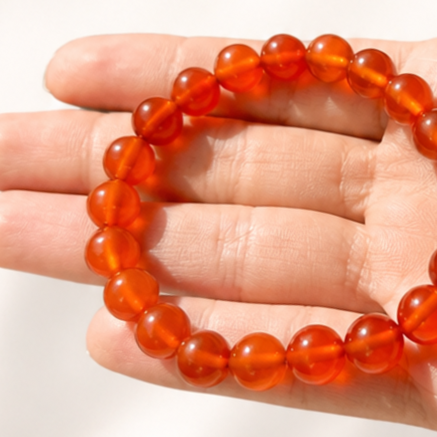 Bracelet en cornaline symbole d'émancipation
