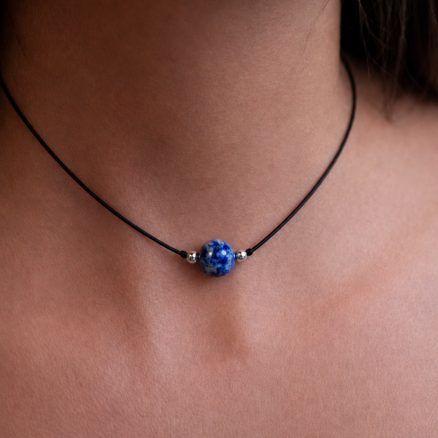 Collier en lapis-lazuli intelligent
