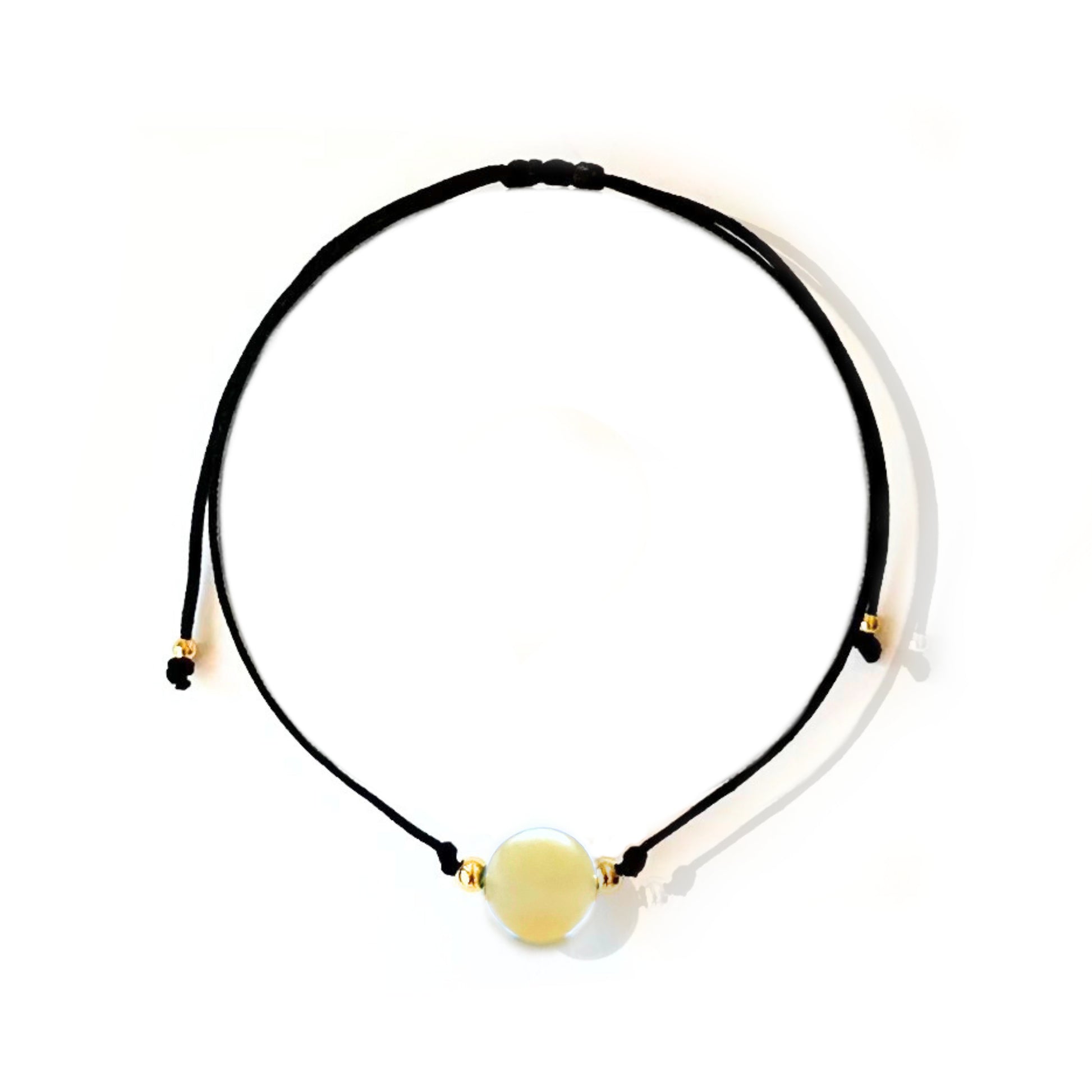 Vista superior de la pulsera de Jade Miel – diseño sutil y lleno de energía