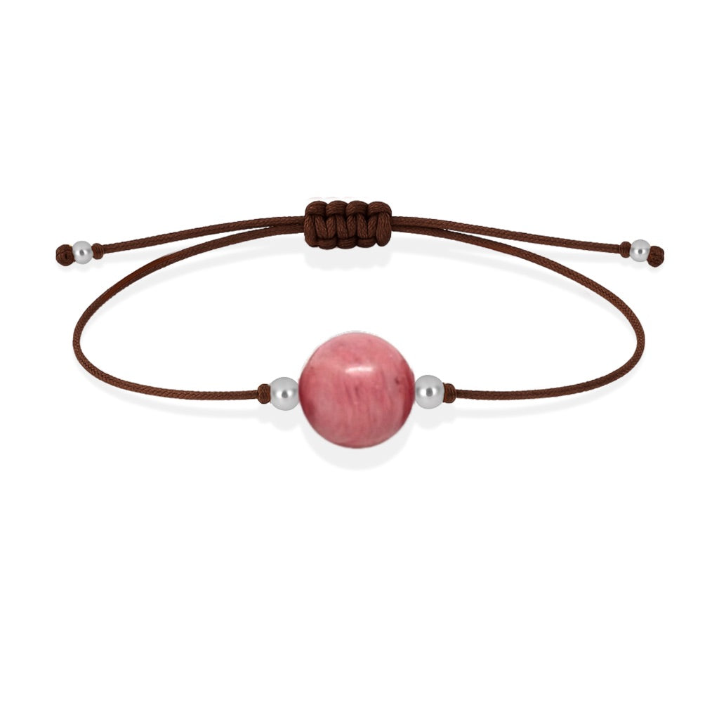 Pulsera de rodonita natural con hilo marrón y balines en plata 925.